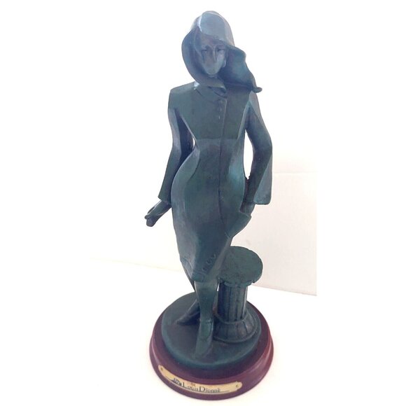 Louis Dionne Hand Made Ceramic Figurine 9 1/4" "Modern Lady in Green" - Picture 1 of 16